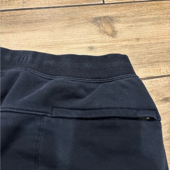 Lululemon Men’s Sweatshorts Size M 8 inch inseam - Picture 3 of 7